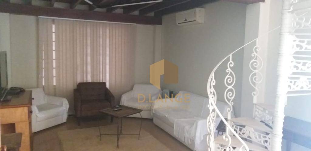 Chácara à venda com 3 quartos, 1100m² - Foto 2