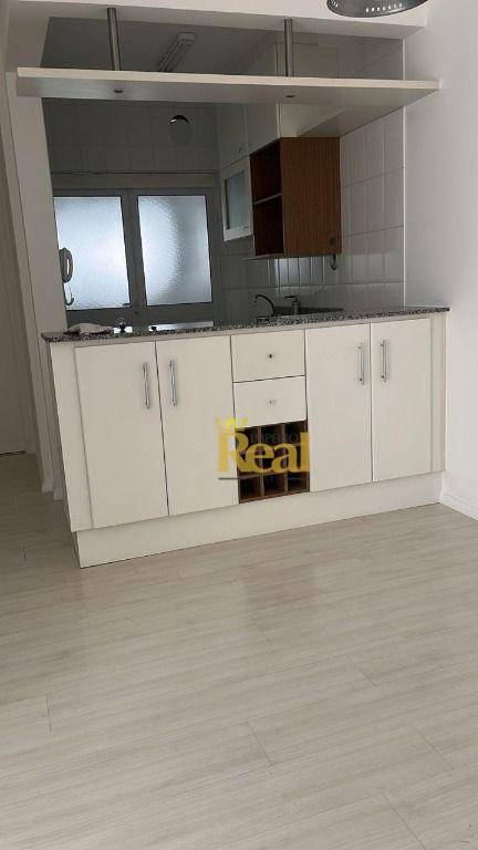 Apartamento para alugar com 2 quartos, 67m² - Foto 2