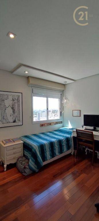 Apartamento à venda com 3 quartos, 151m² - Foto 30