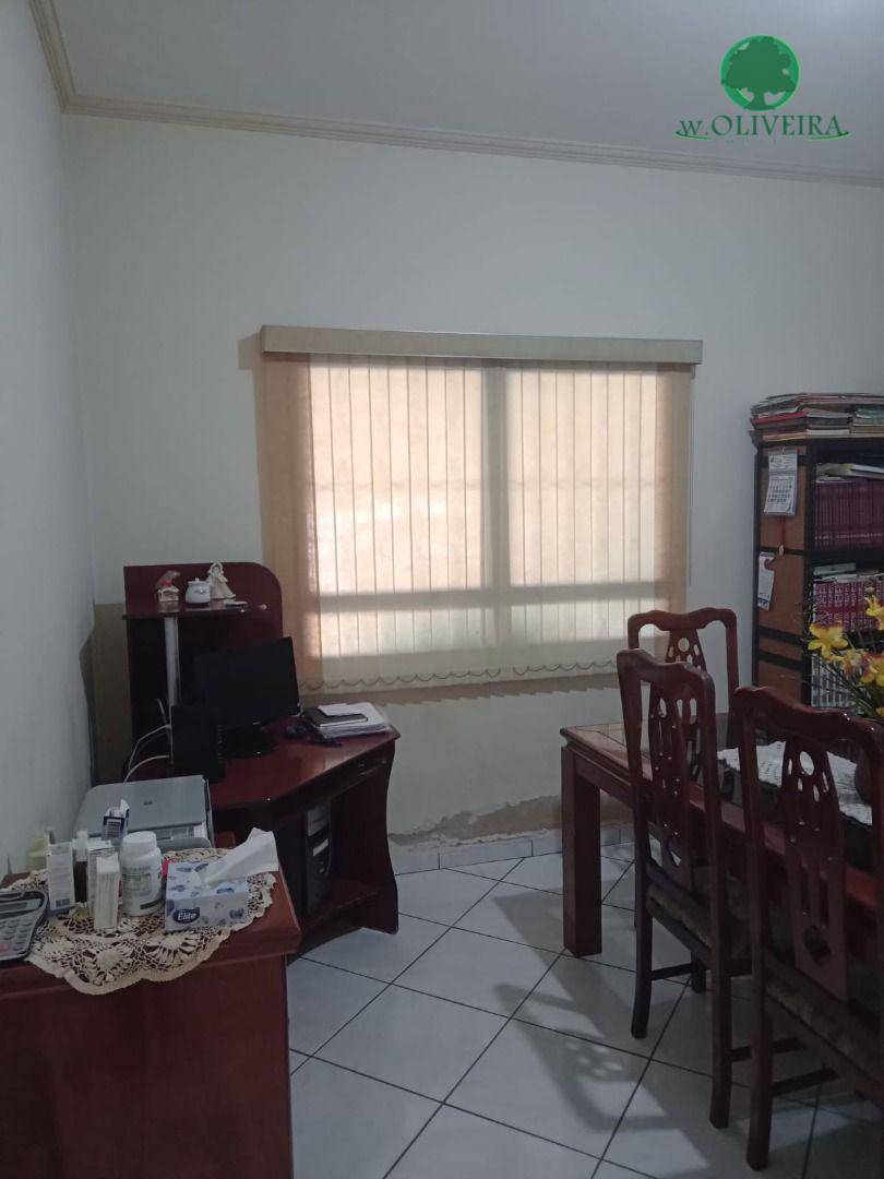 Casa à venda com 3 quartos, 193m² - Foto 10