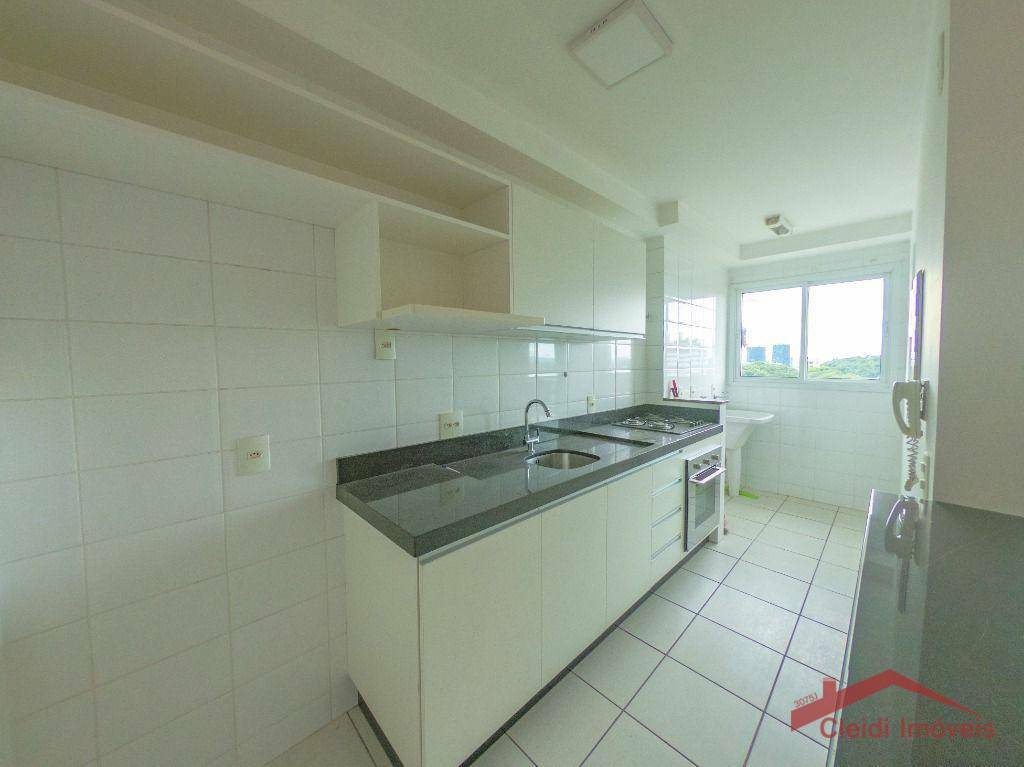 Apartamento para alugar com 2 quartos, 60m² - Foto 4