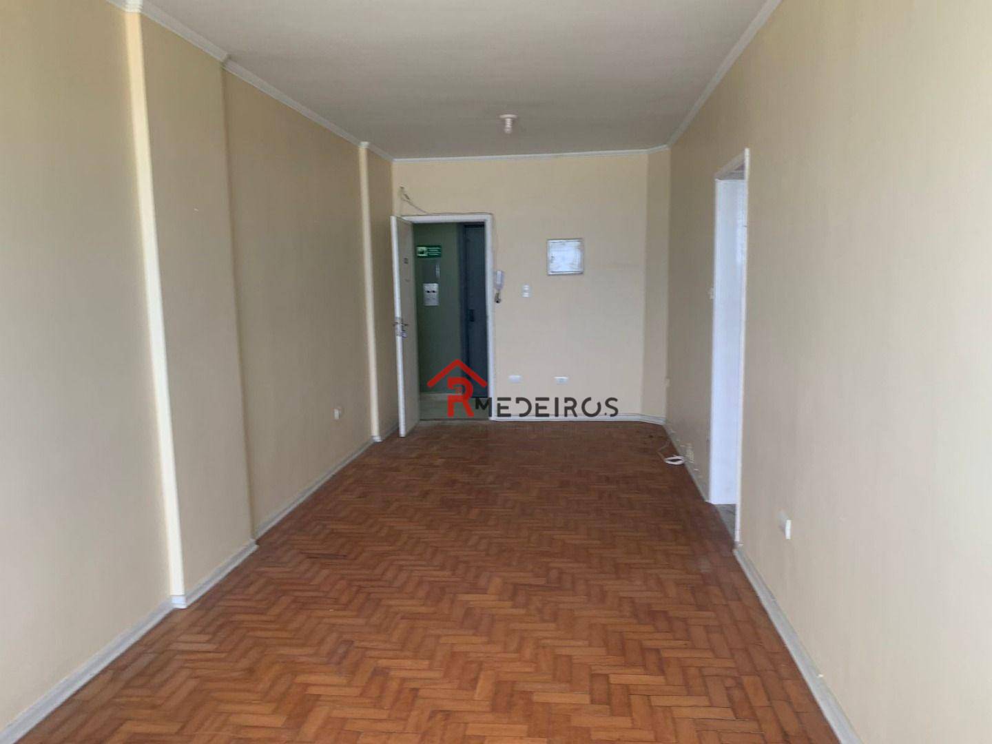 Apartamento à venda com 2 quartos, 60m² - Foto 4