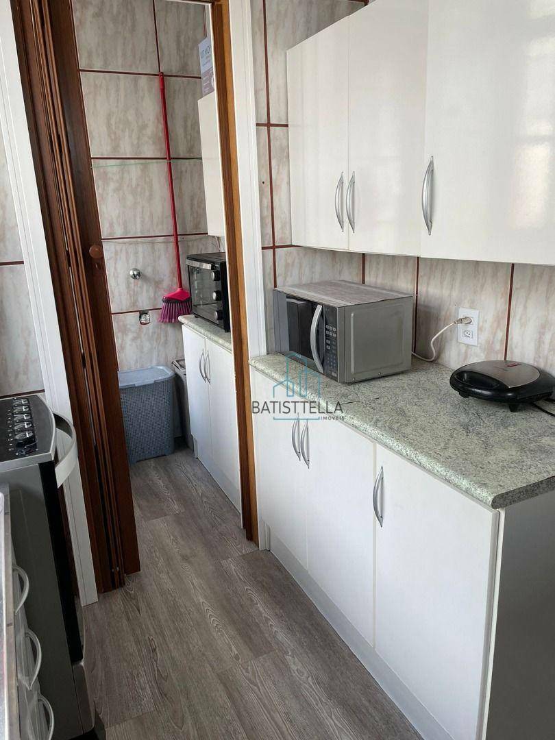 Apartamento à venda com 2 quartos, 70m² - Foto 8