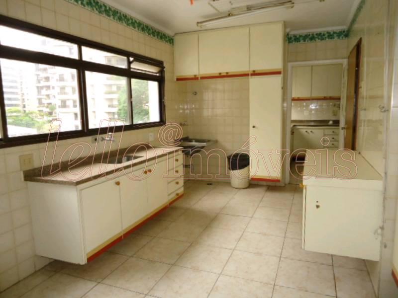 Apartamento para alugar com 2 quartos, 242m² - Foto 17