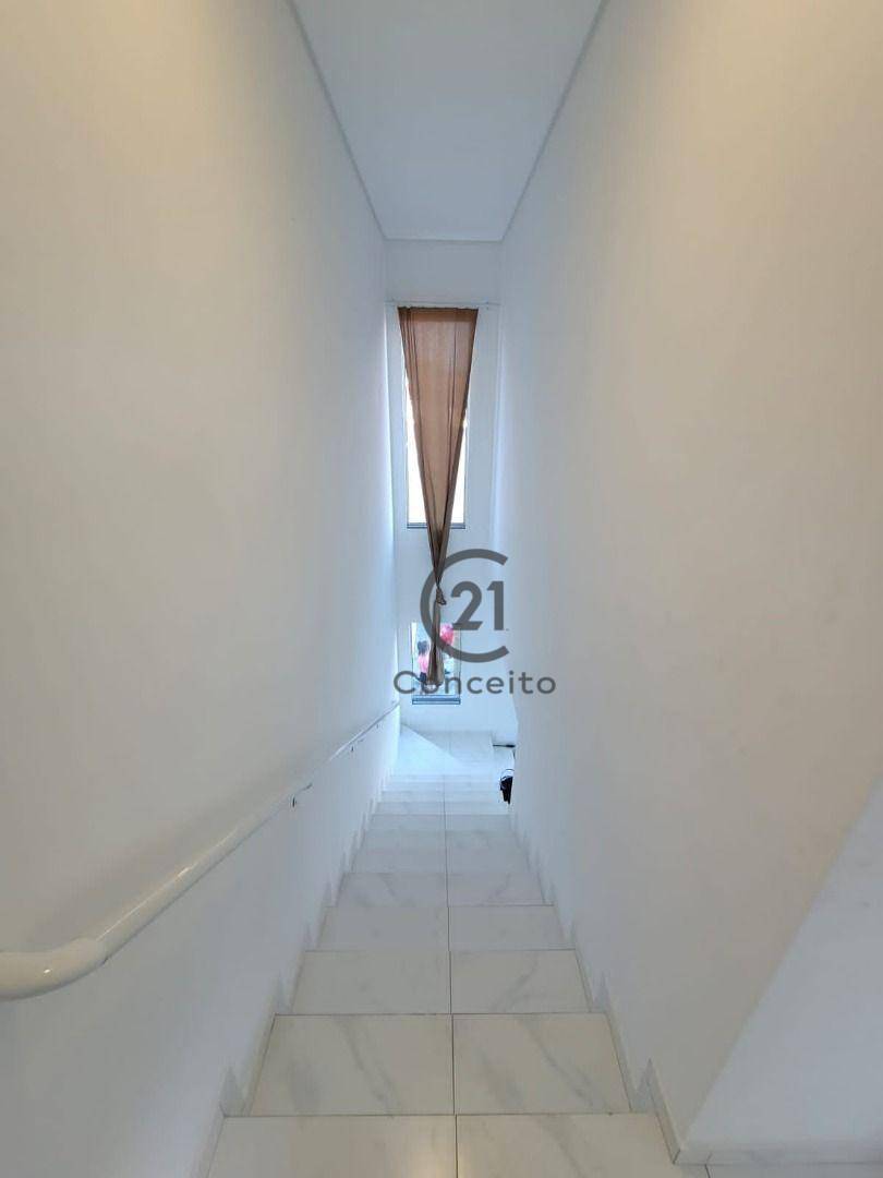 Casa à venda com 2 quartos, 65m² - Foto 9