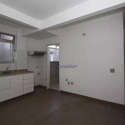 Apartamento à venda com 3 quartos, 140m² - Foto 28