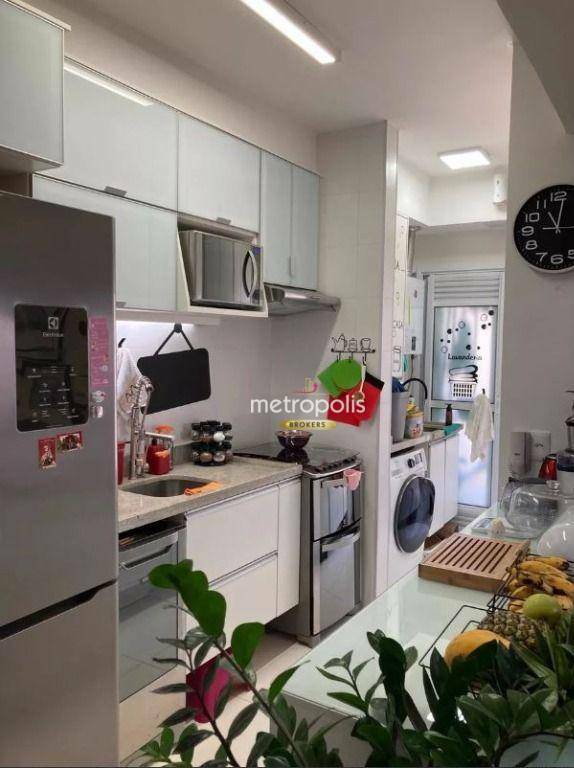 Apartamento à venda com 3 quartos, 94m² - Foto 2