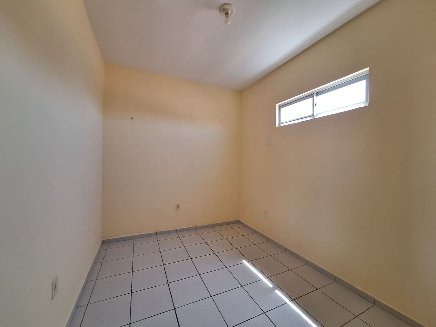 Apartamento para alugar com 2 quartos, 35m² - Foto 4