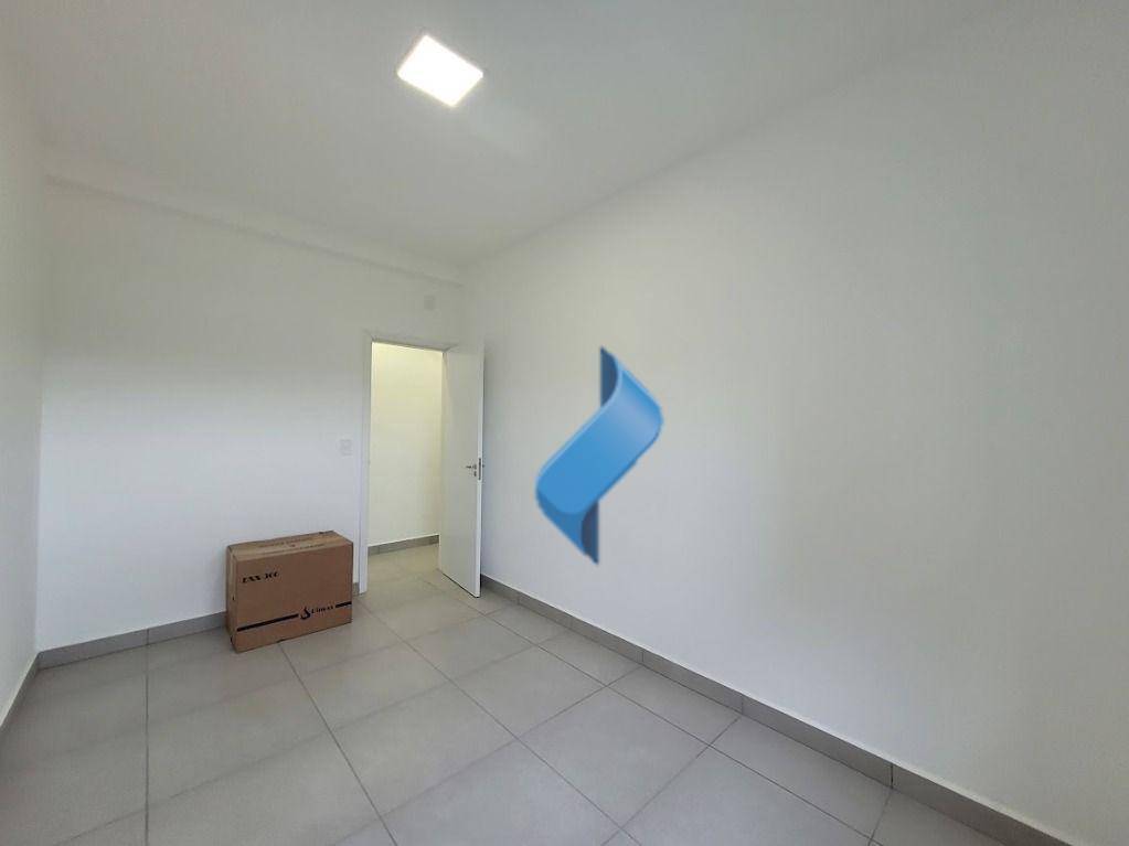 Apartamento para alugar com 2 quartos, 76m² - Foto 18