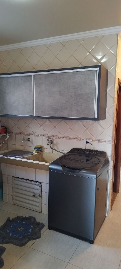 Sobrado à venda com 3 quartos, 300m² - Foto 11