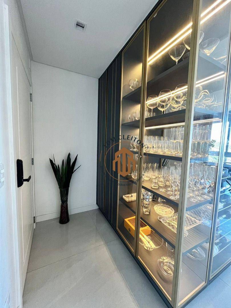 Apartamento, 3 quartos, 165 m² - Foto 6