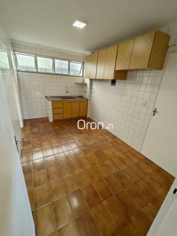 Apartamento à venda com 3 quartos, 89m² - Foto 2