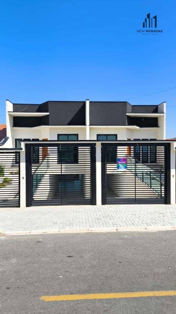 Casa à venda com 3 quartos, 159m² - Foto 1