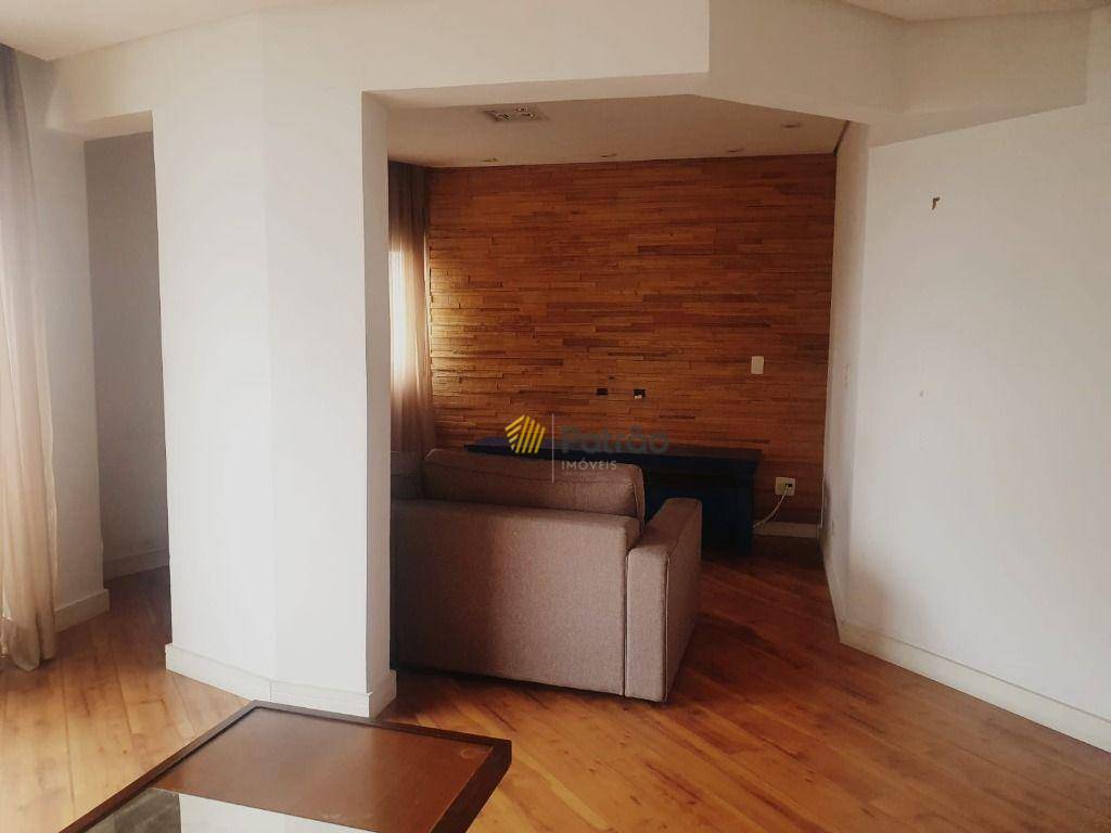 Apartamento à venda com 3 quartos, 130m² - Foto 2