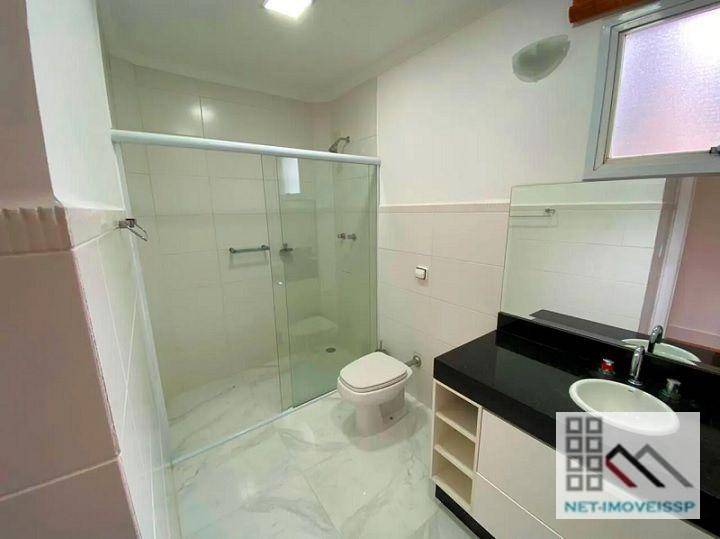 Casa de Condomínio para alugar com 4 quartos, 350m² - Foto 9