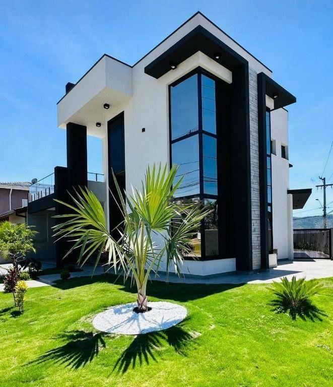 Casa de Condomínio à venda com 3 quartos, 217m² - Foto 1