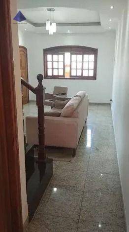 Sobrado à venda com 3 quartos, 180M2 - Foto 2