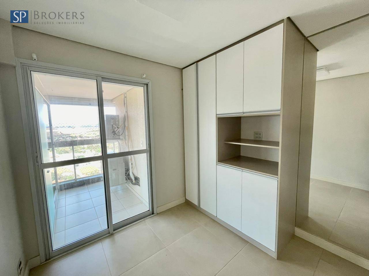 Apartamento à venda com 4 quartos, 137m² - Foto 14