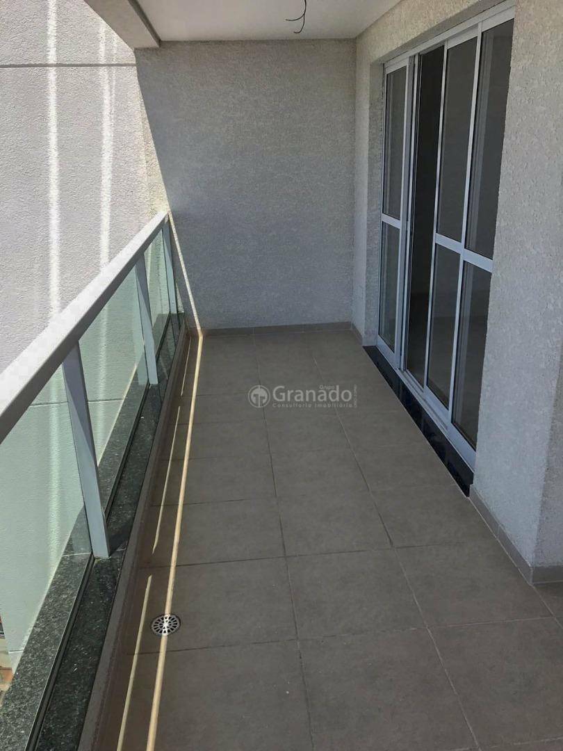 Apartamento à venda com 3 quartos, 114m² - Foto 4