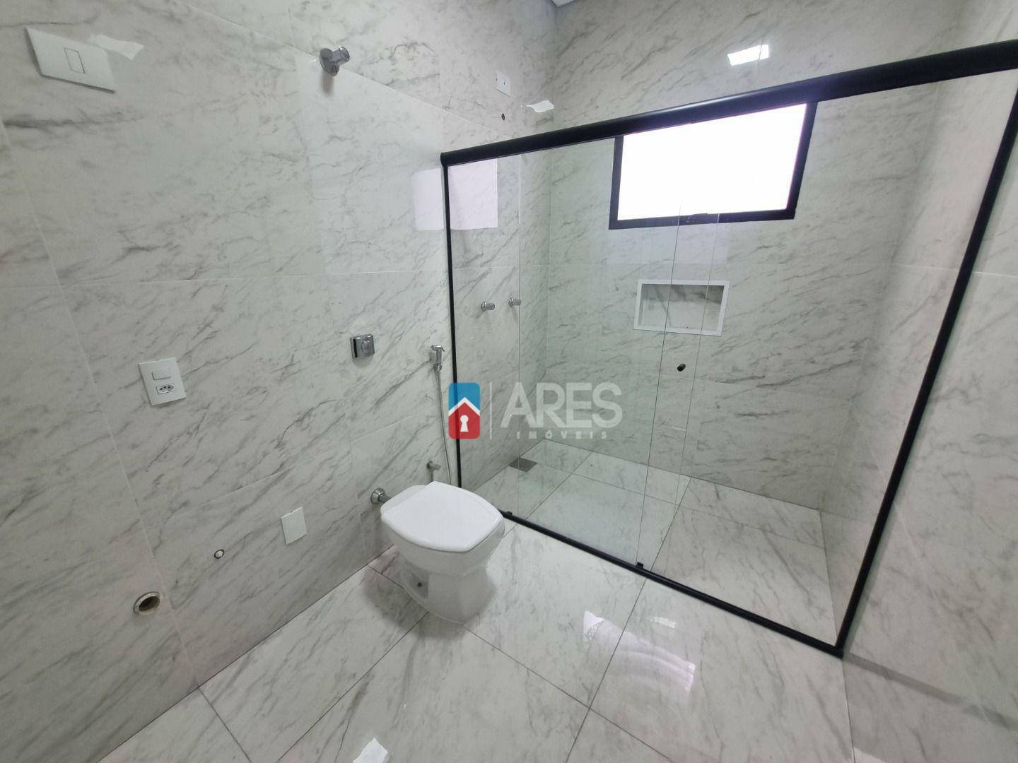 Casa à venda com 3 quartos, 168m² - Foto 13