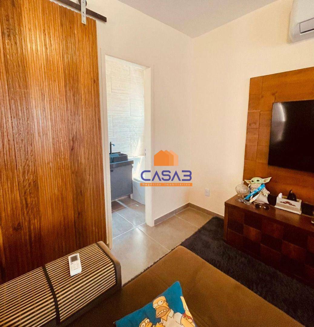 Casa à venda com 4 quartos, 200m² - Foto 17