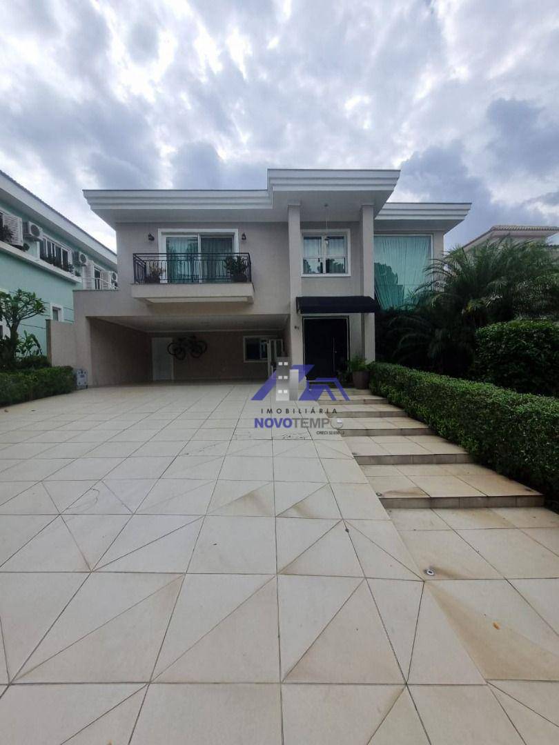 Sobrado para alugar com 4 quartos, 400m² - Foto 1