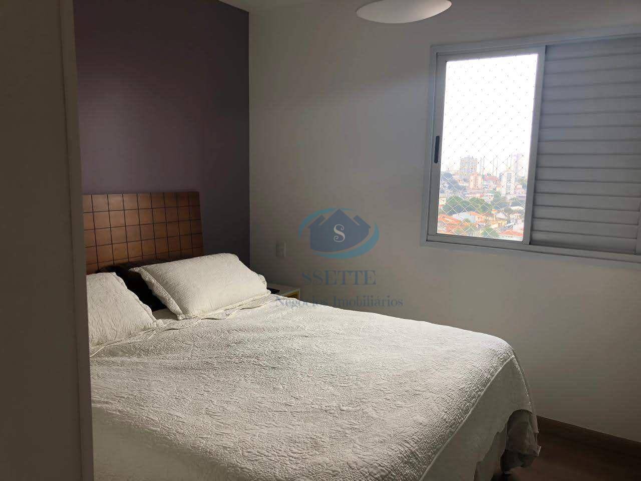 Apartamento à venda com 3 quartos, 68m² - Foto 2