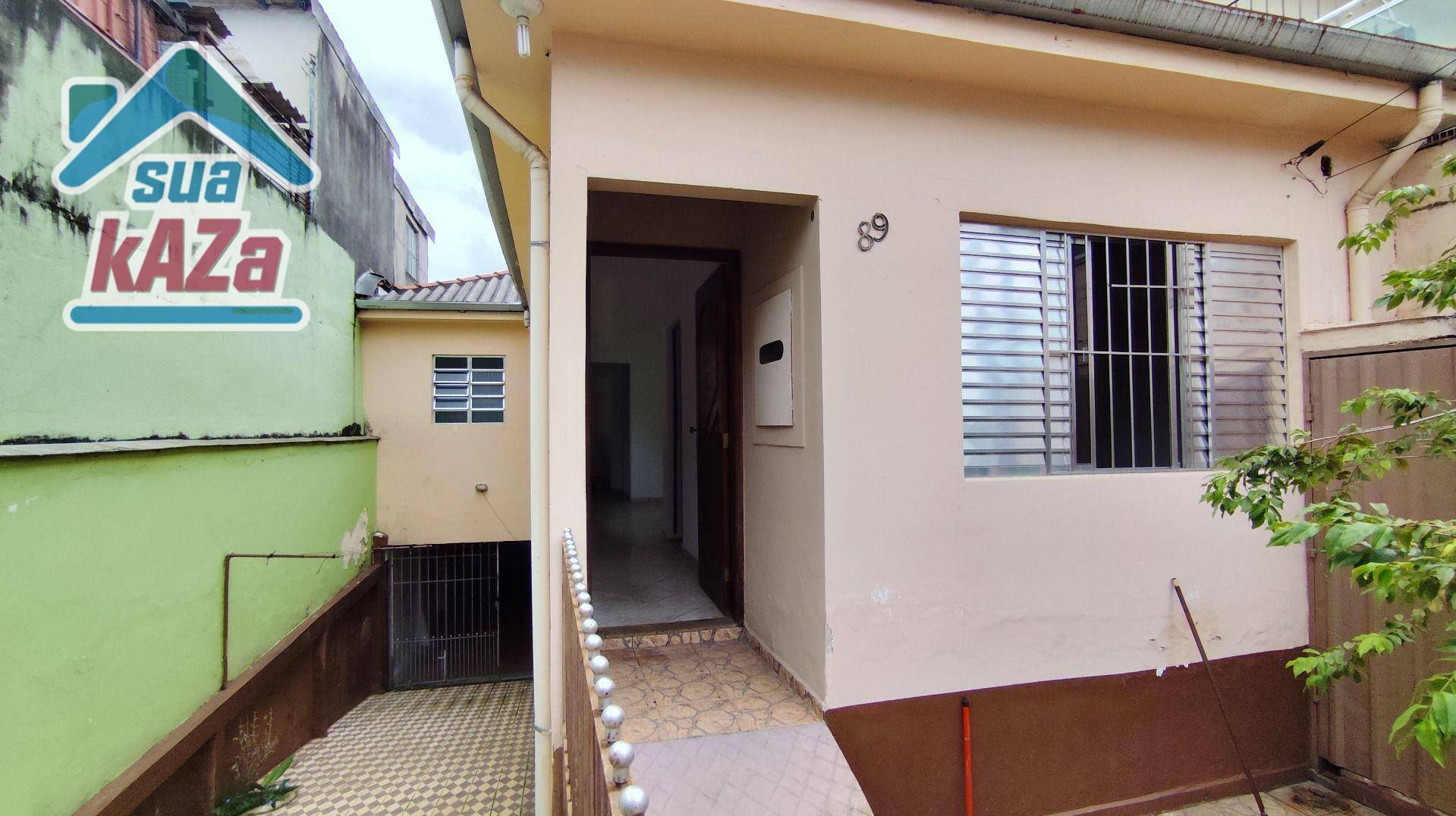 Casa à venda com 3 quartos, 100m² - Foto 1