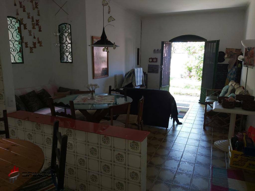 Casa à venda com 3 quartos, 83m² - Foto 12