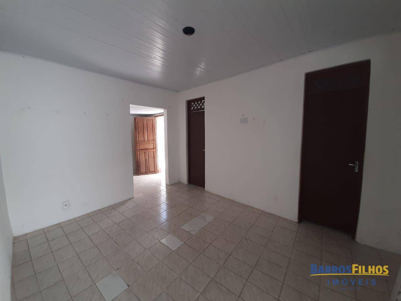 Casa à venda com 2 quartos, 131M2 - Foto 9