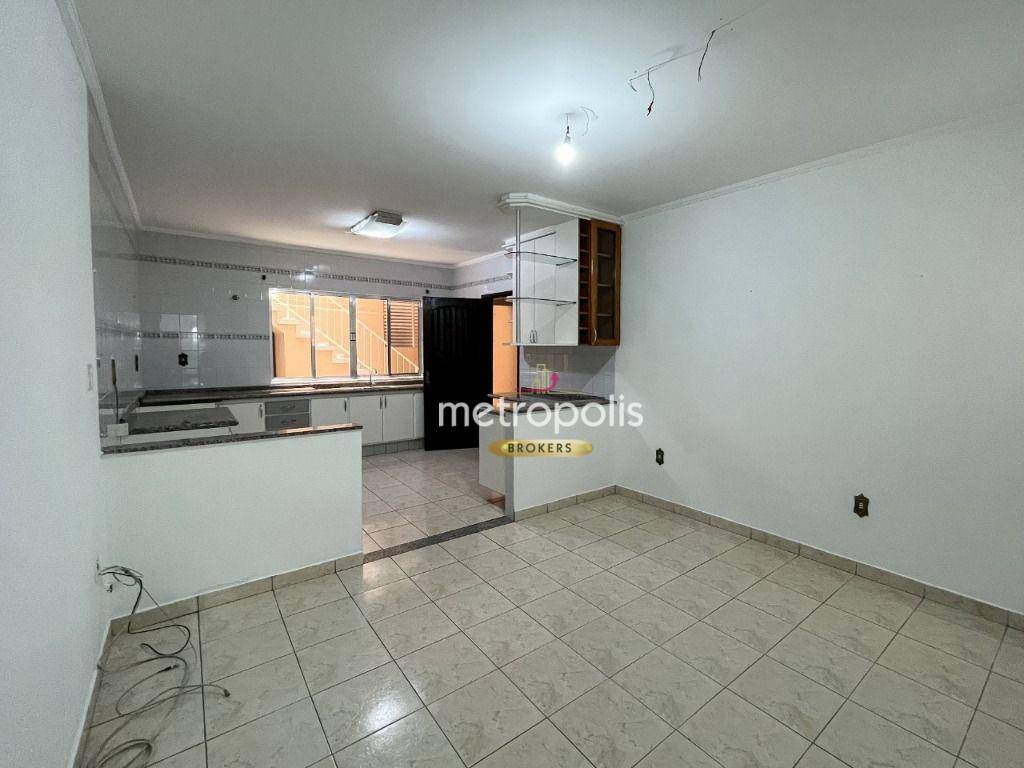 Sobrado à venda com 3 quartos, 200m² - Foto 11