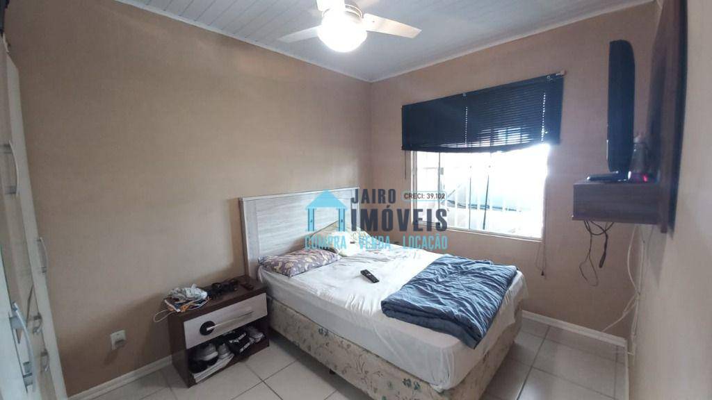 Casa à venda com 2 quartos, 69m² - Foto 12