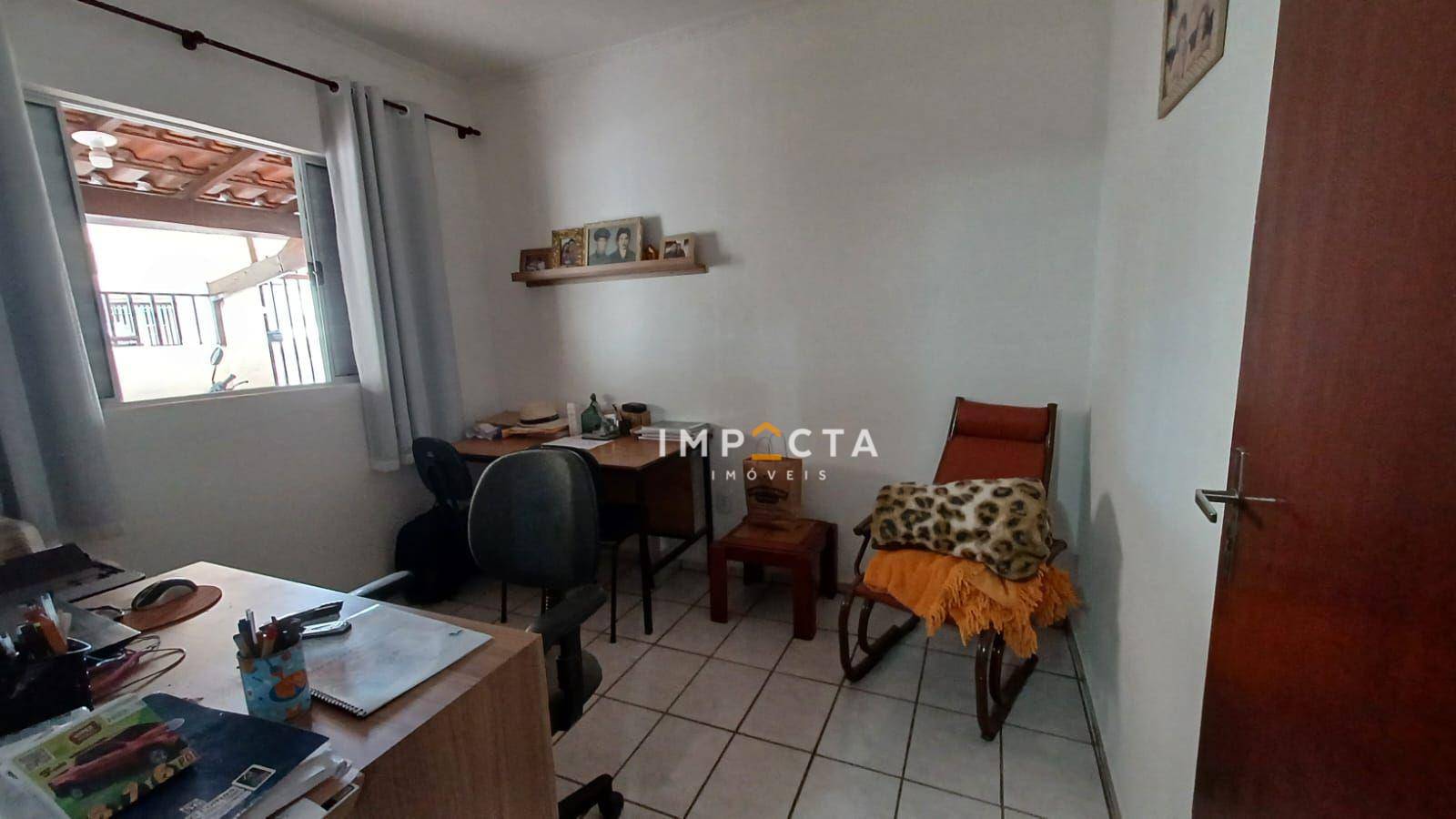 Casa à venda com 3 quartos, 100m² - Foto 13