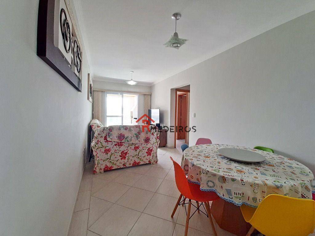 Apartamento à venda com 2 quartos, 70m² - Foto 3