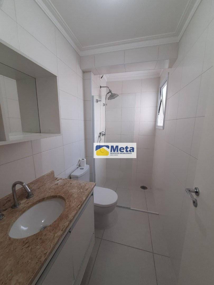 Apartamento à venda e aluguel com 3 quartos, 99m² - Foto 4