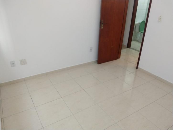 Apartamento à venda com 2 quartos, 70m² - Foto 14