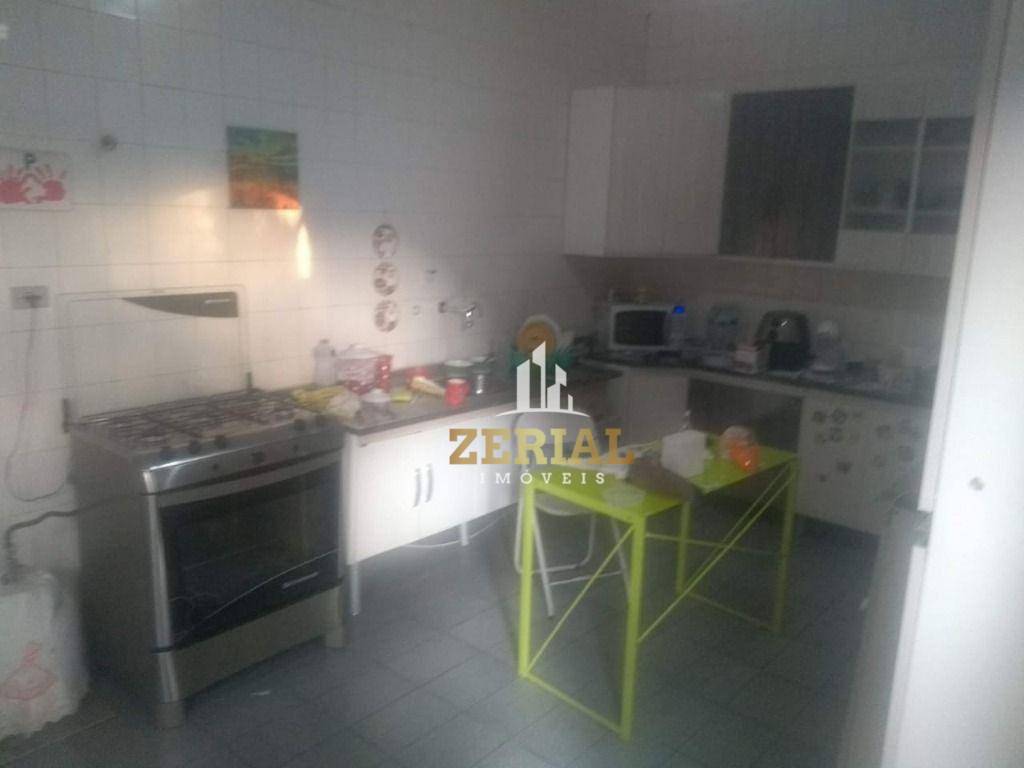 Casa à venda com 3 quartos, 200m² - Foto 11