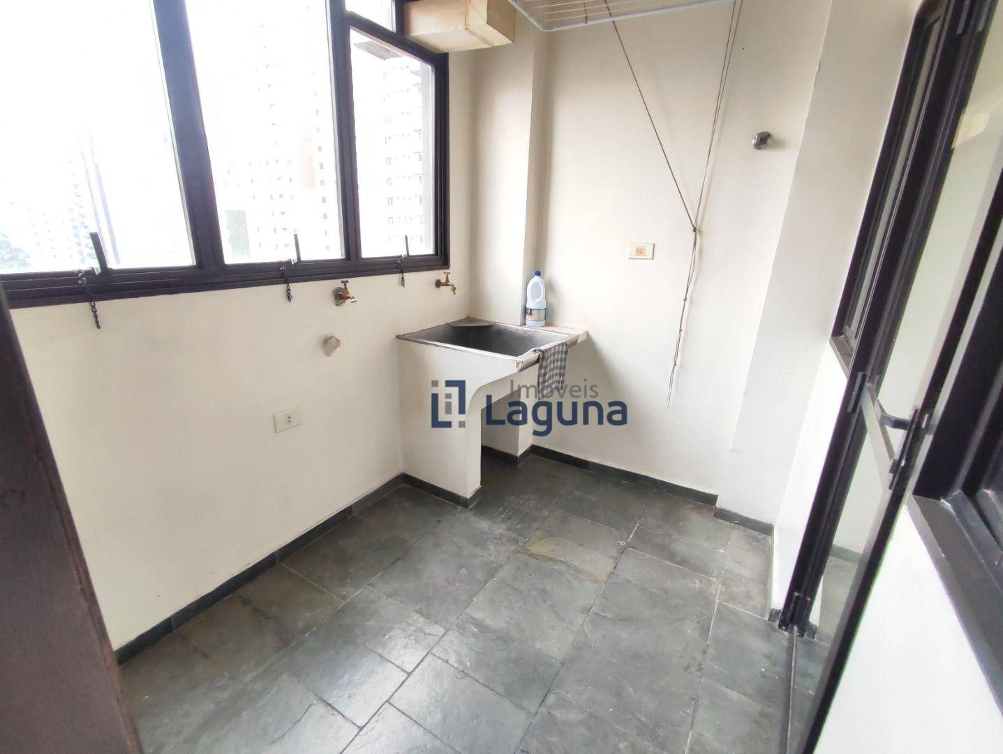 Apartamento à venda com 2 quartos, 95m² - Foto 27