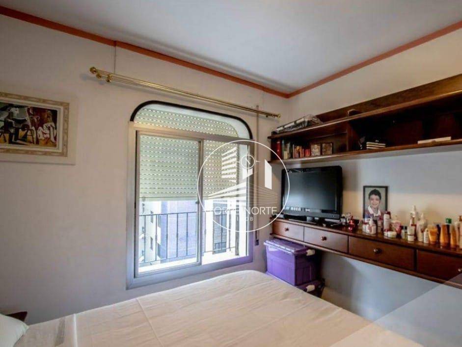 Apartamento à venda com 3 quartos, 130m² - Foto 7