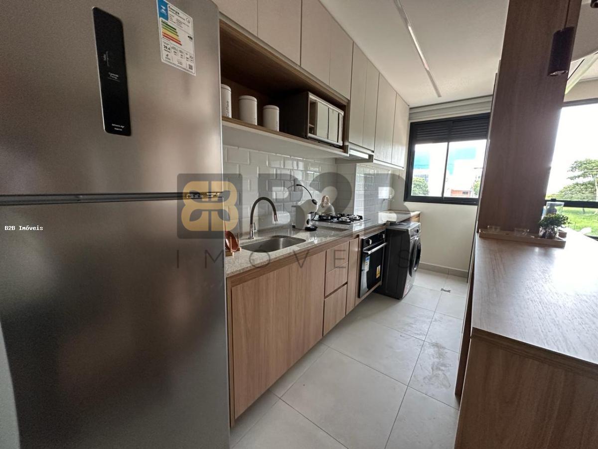 Apartamento à venda com 2 quartos, 64m² - Foto 5