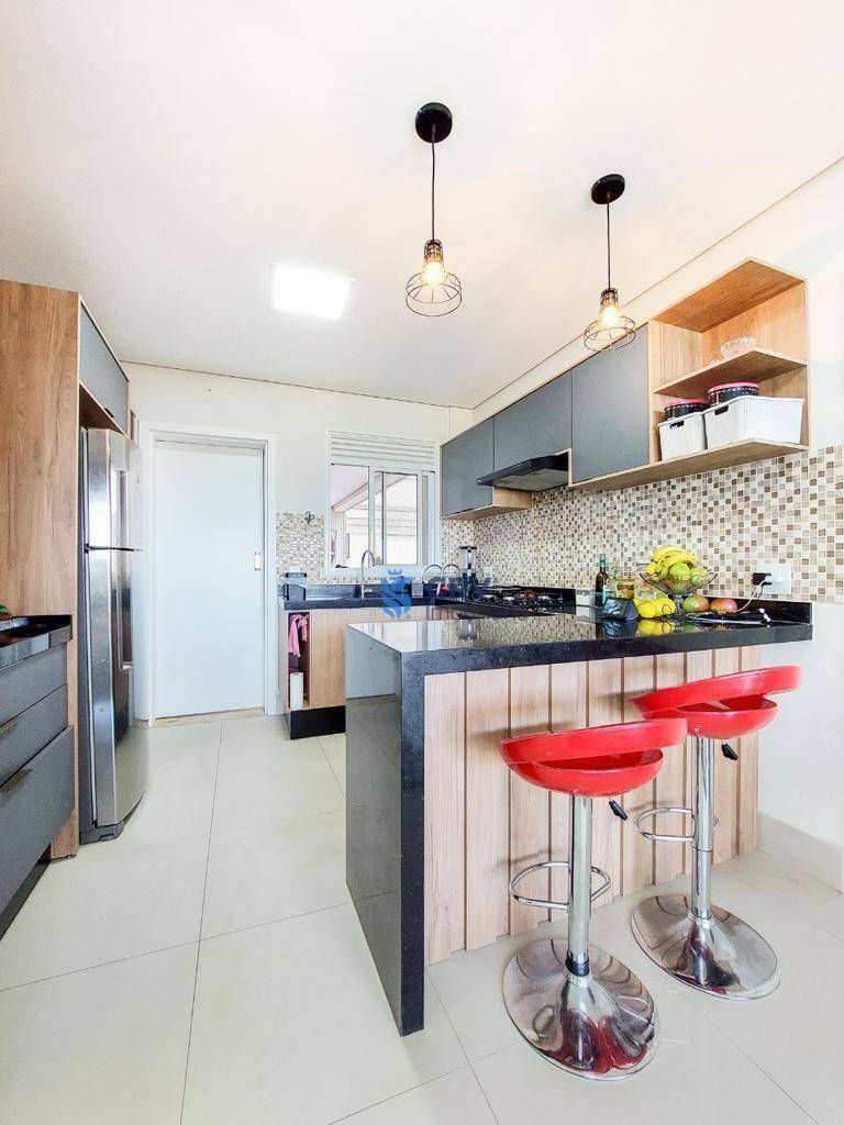 Apartamento à venda com 3 quartos, 118m² - Foto 13