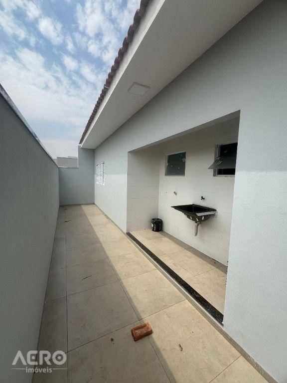 Casa à venda com 2 quartos, 134m² - Foto 14