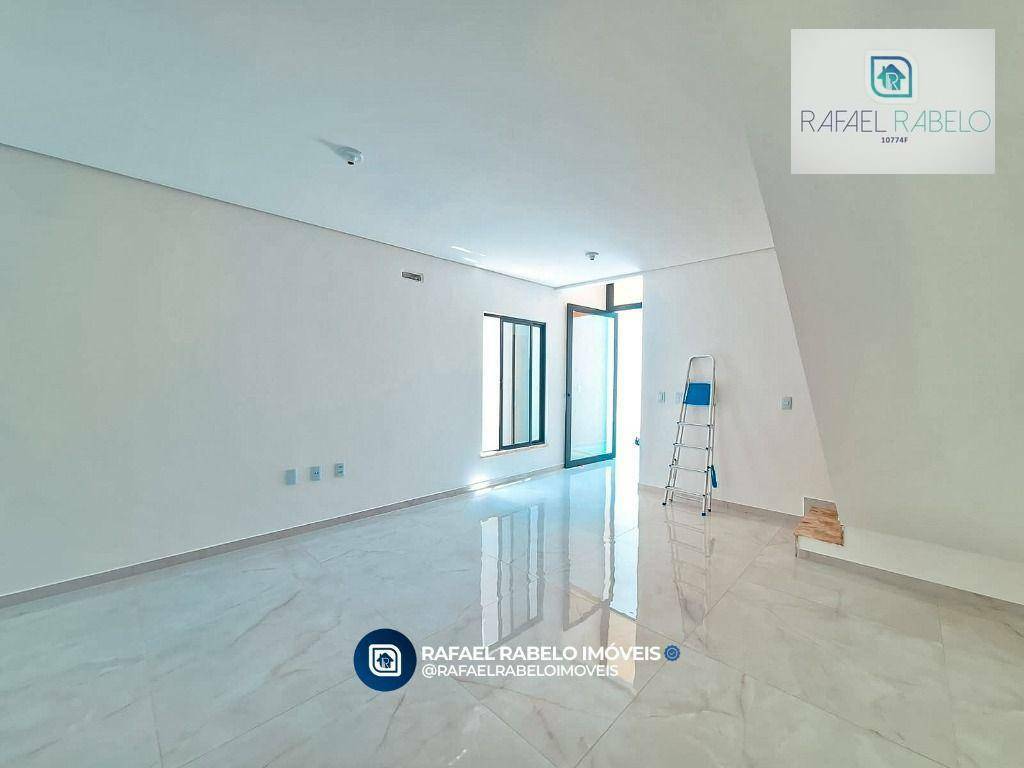 Casa à venda com 4 quartos, 170m² - Foto 4