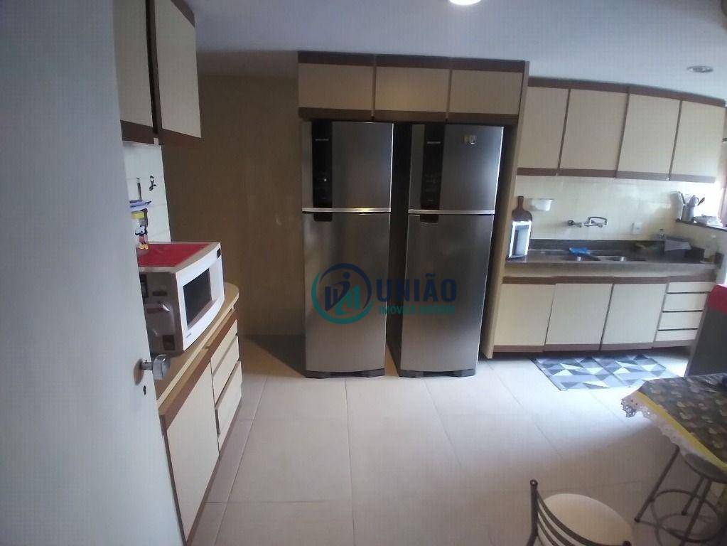 Apartamento à venda com 4 quartos, 160m² - Foto 13