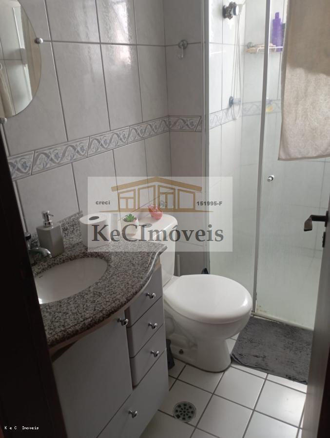 Apartamento à venda com 2 quartos, 72m² - Foto 17