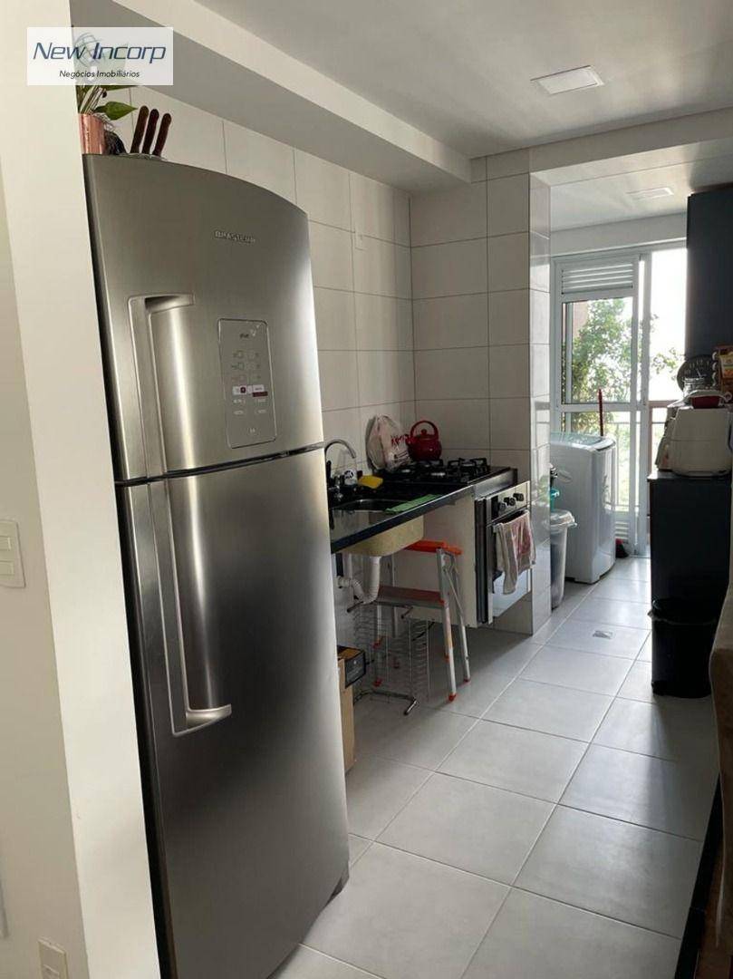 Apartamento à venda com 3 quartos, 75m² - Foto 4