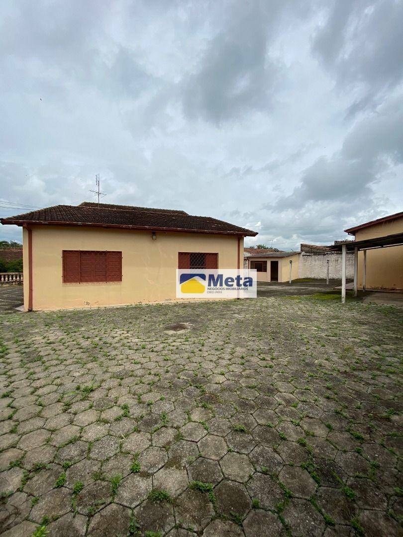 Sobrado à venda com 3 quartos, 500m² - Foto 9