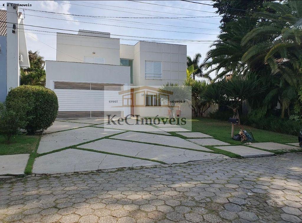 Casa de Condomínio à venda com 4 quartos, 480m² - Foto 2