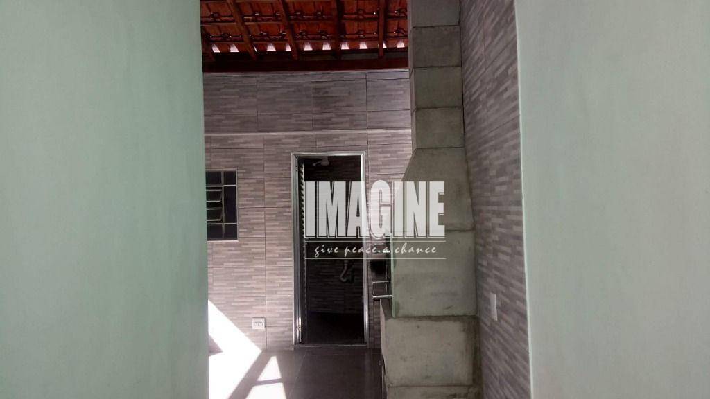 Sobrado à venda com 2 quartos, 100m² - Foto 52