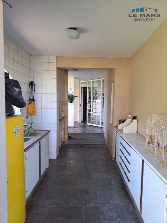 Chácara à venda e aluguel com 8 quartos, 500m² - Foto 13